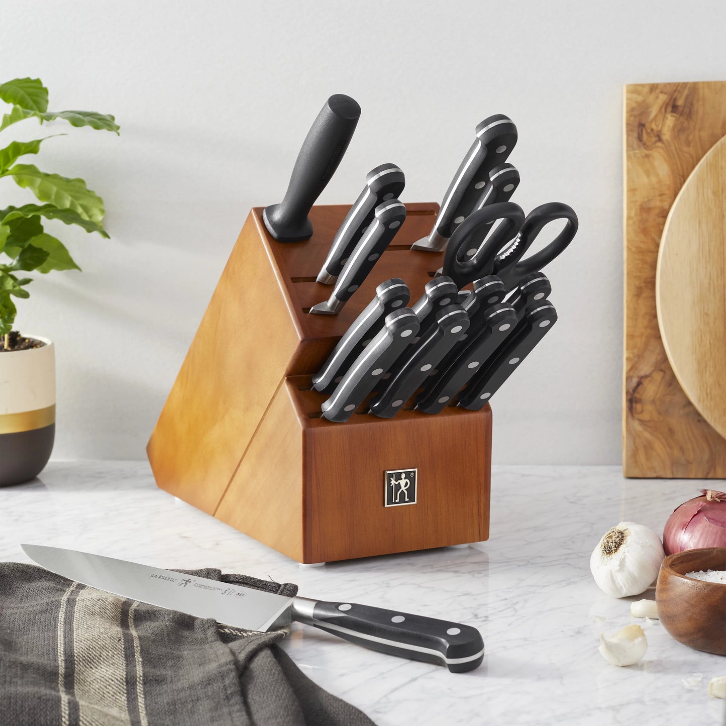 Henckels Couteau 16-pc Knife Block Set