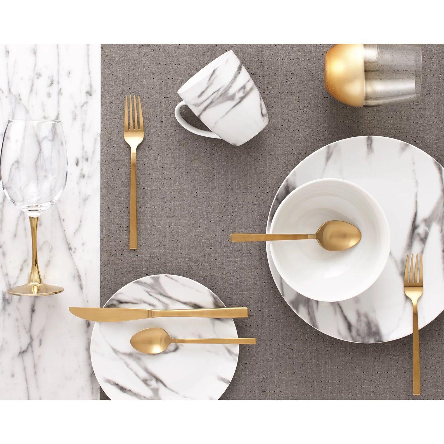 Safdie & Co. 16-Piece Coupe Dinnerware Set, White, Marble