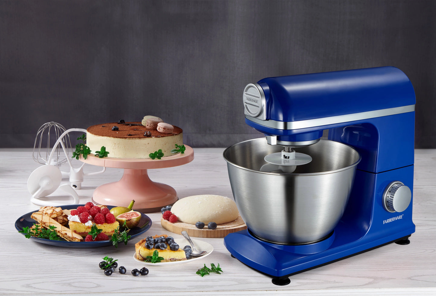 Farberware 4.7 Quart Blue Stand Mixer