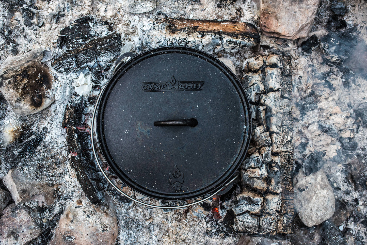 Camp Chef Classic 12 Cast Iron Dutch Oven