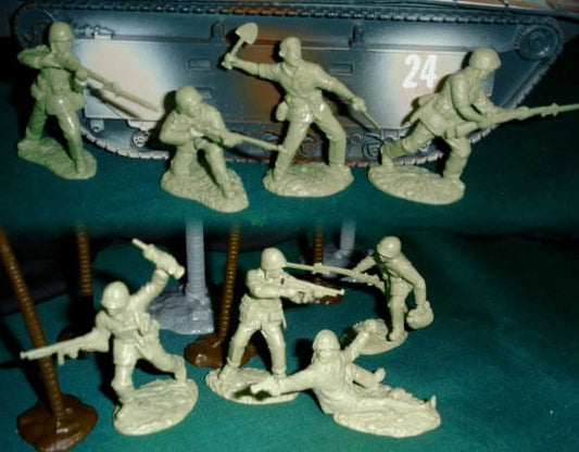 1/32 WWII USMC Figure Playset (16)