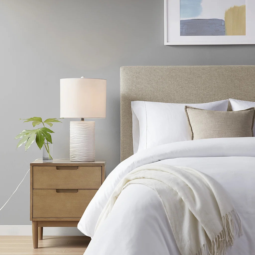 MAICOSY Crewe Textured Resin Table Lamp