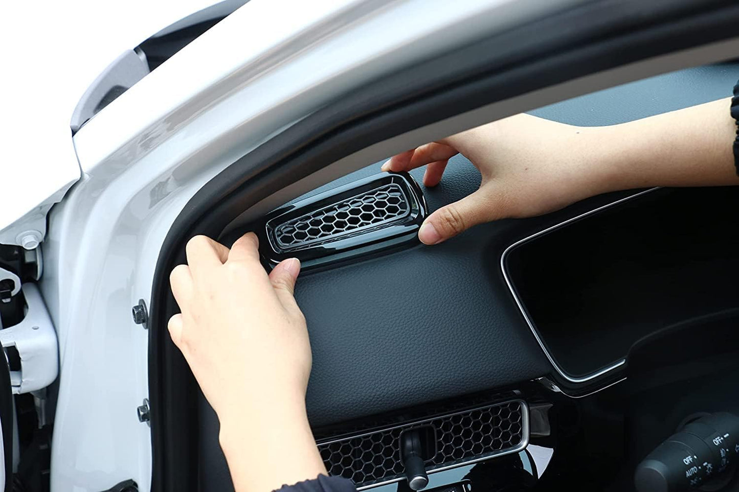 JUIVEEL Bright Black Side Air Conditioning Vent Outlet Trim Frame Cover Right & Left AC Air Vent Cover Compatible with Honda Civic 2022 11th Gen Automotive Accessories