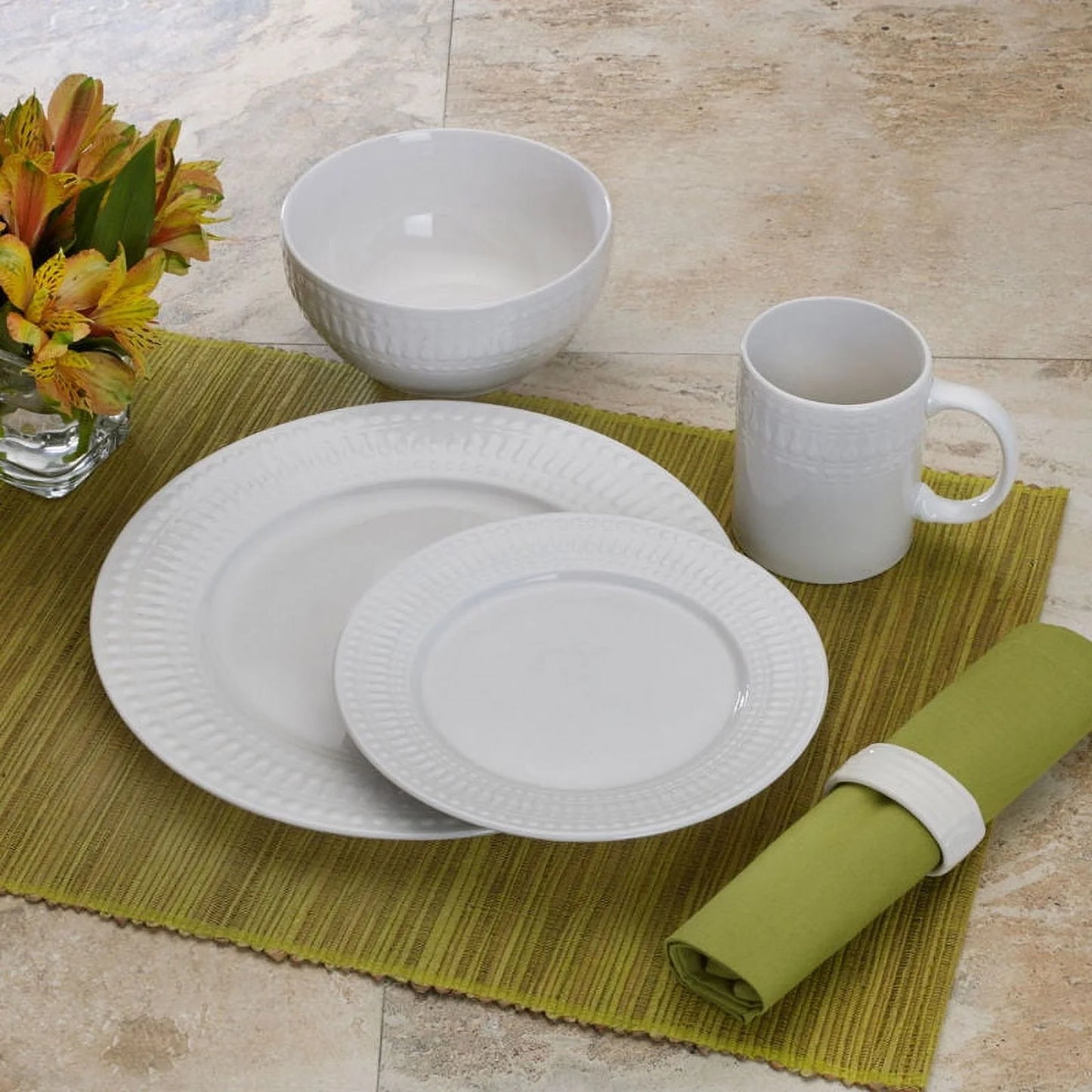 Pfaltzgraff Cassandra 32 Piece Porcelain Dinnerware Set White