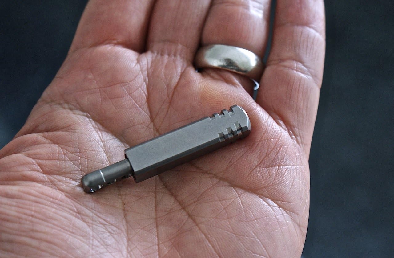 Pixel Ti Microlight - Precision Machined Titanium Keychain LED Flashlight (Cool White LED) - Ultra Light Keychain Flashlight with Replaceable Batteries for EDC