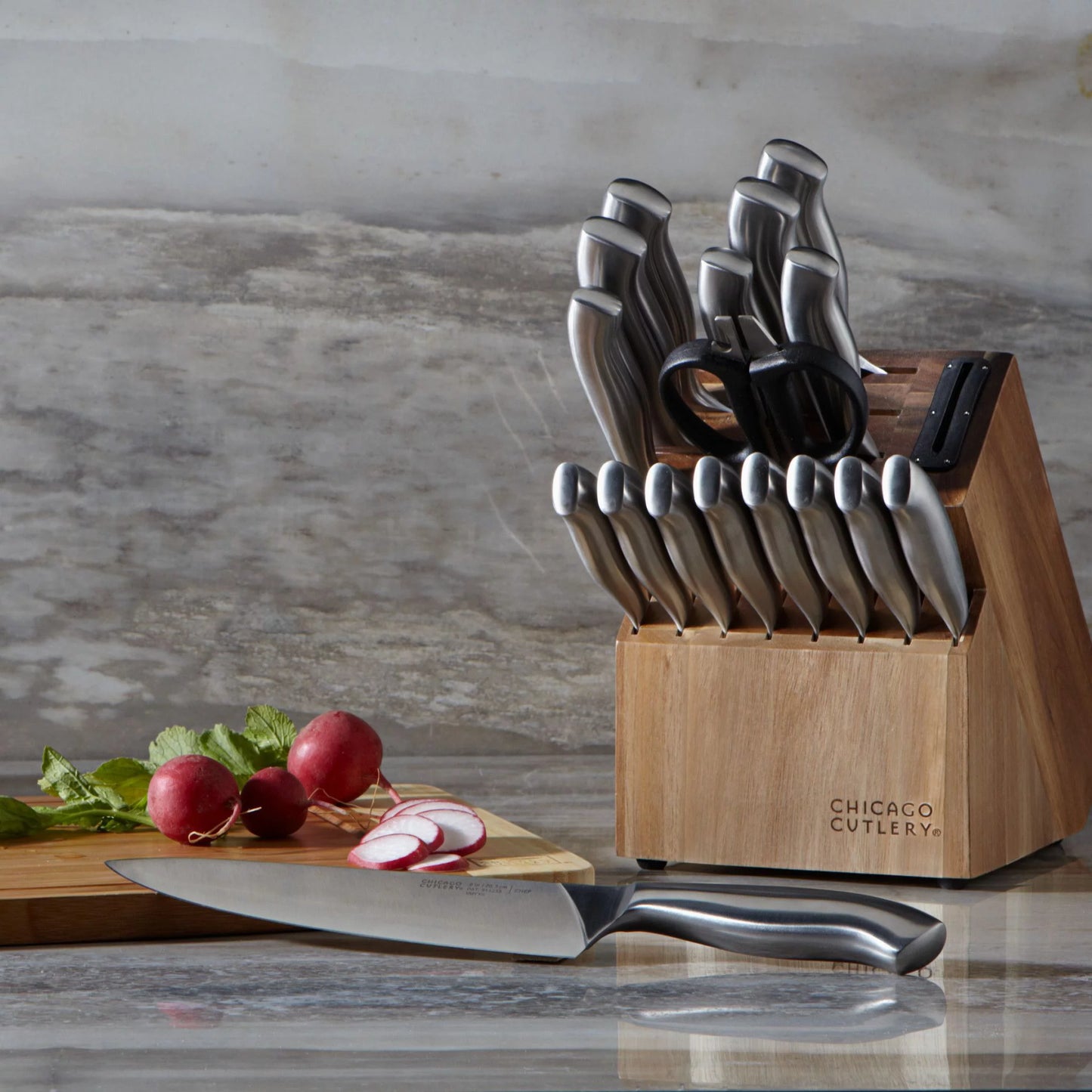 Chicago Cutlery Insignia Steel Guided 18pc Knife Block Set