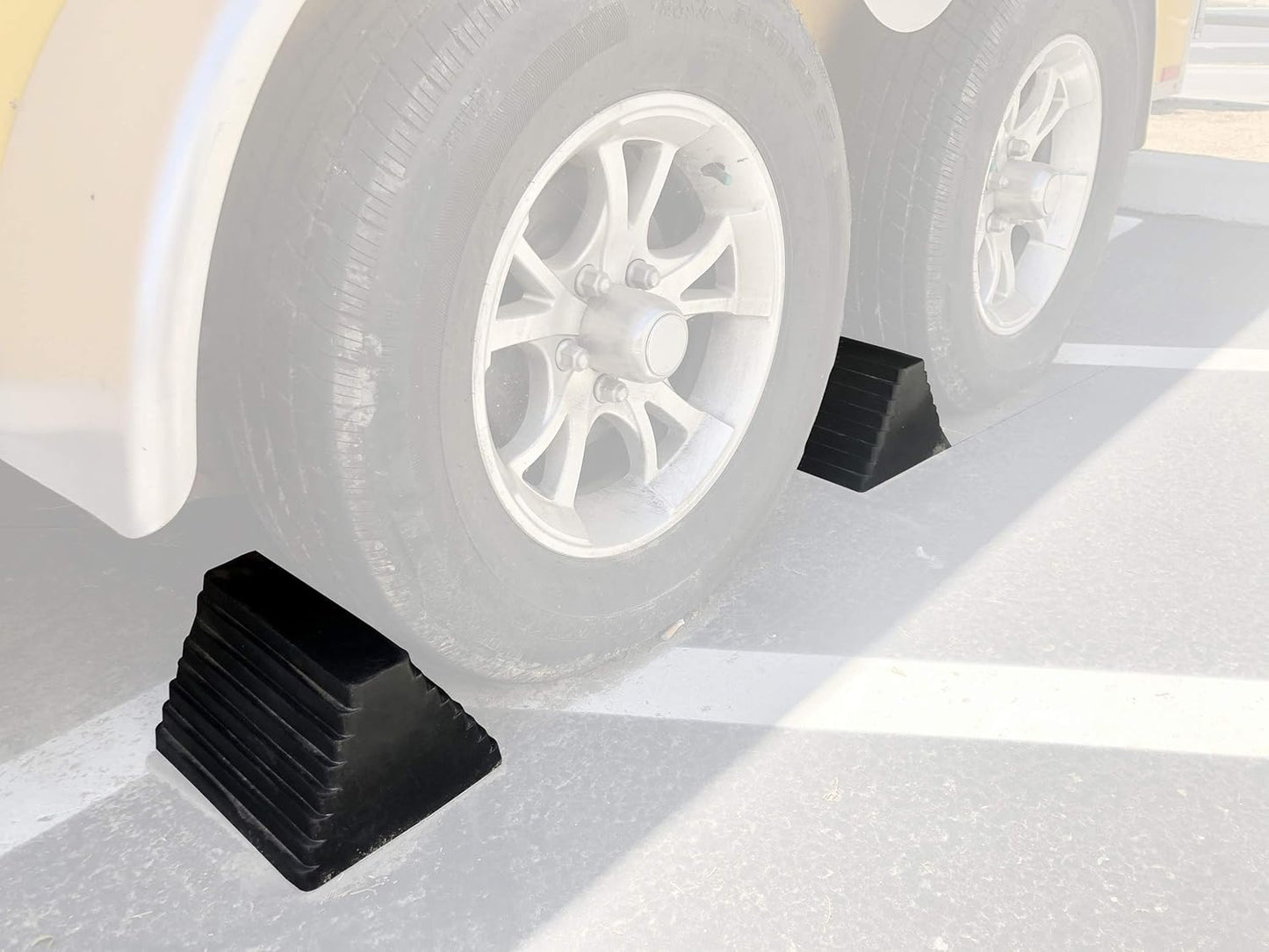 MAXXHAUL 80681 Solid Rubber Heavy Duty Wheel Chock with Eyebolt, 2 Pack, MaxxHaul 80681-10" x 8" x 6"