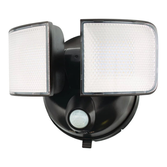 HALO Outdoor 70-Watt 1000 Lumens Integrated LED Bronze Outdoor Security Area Light