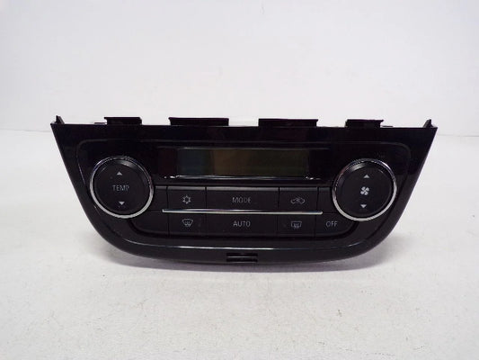Pre-Owned 17-20 Mitsubishi Mirage Automatic Heater AC Temperature Control Unit OEM LKQ (Good)