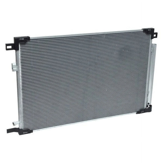 Universal Air Conditioner (Uac) CN30105PFC A/C Condenser   Parallel Flow